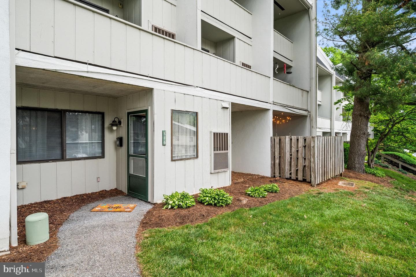 316 Summit House photo 1