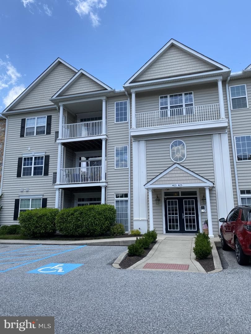 421 Megan Court photo 1