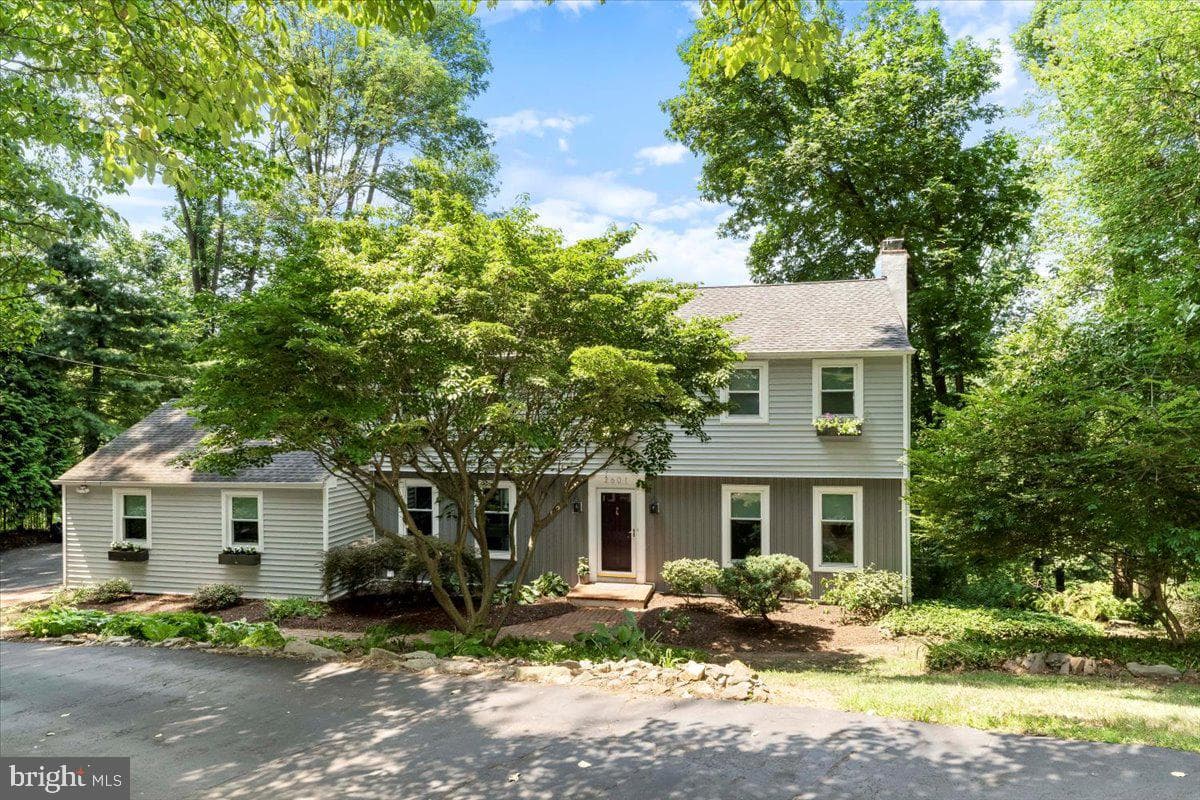 2601 Crum Creek Drive photo 1