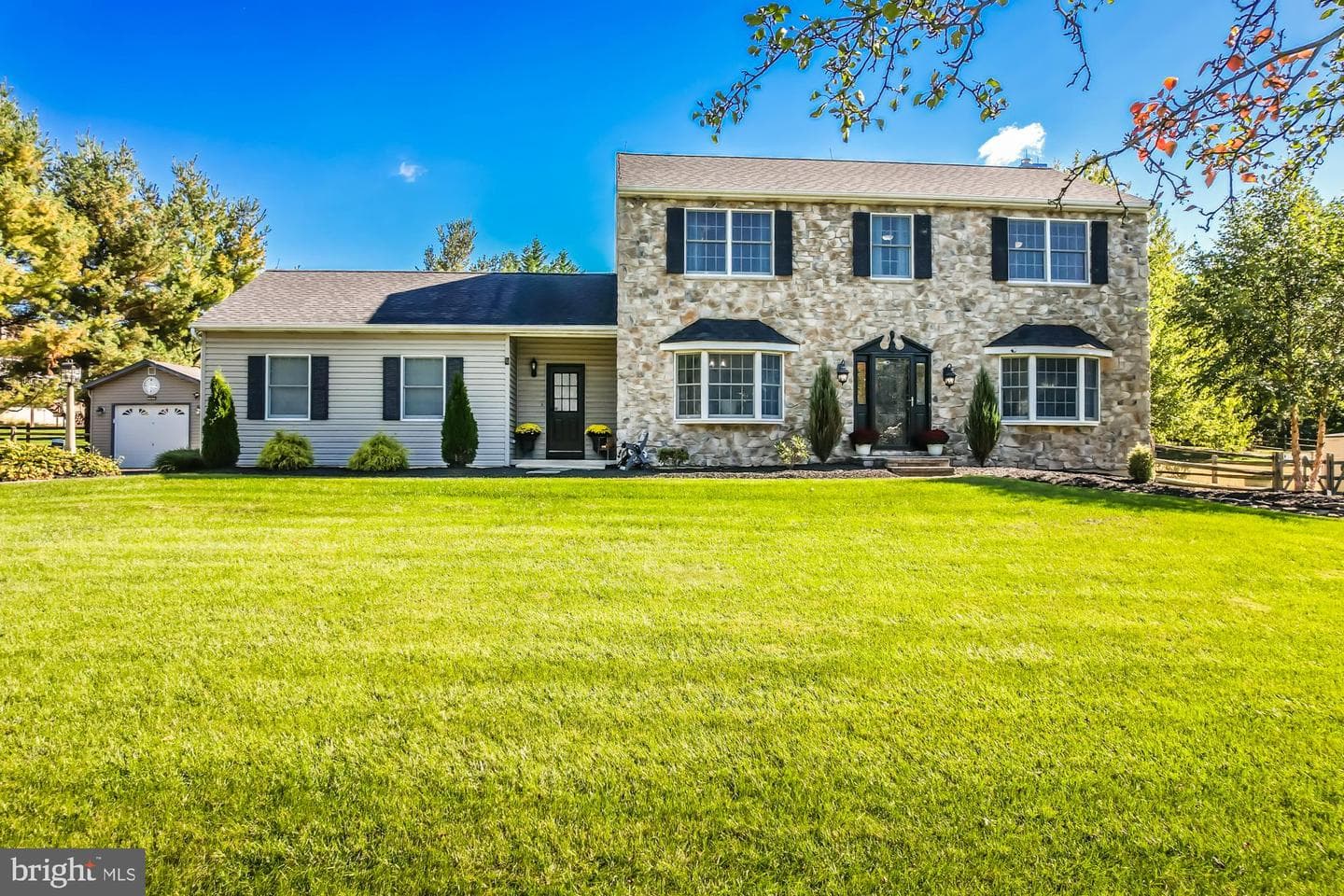 24 Ramblewood Drive photo 1