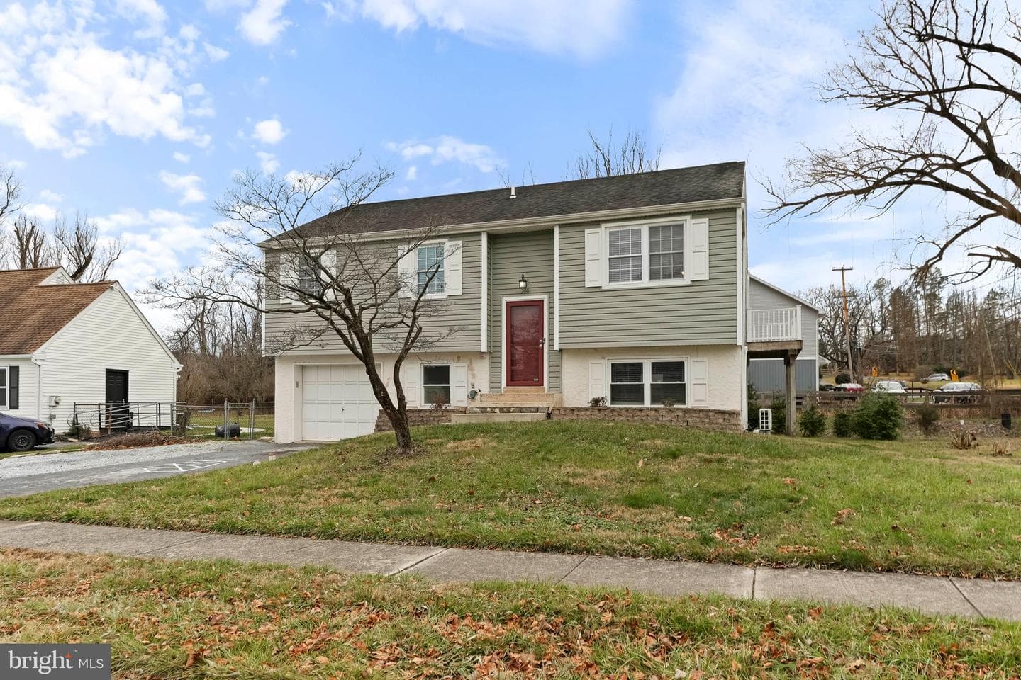 200 Meadow Drive photo 1