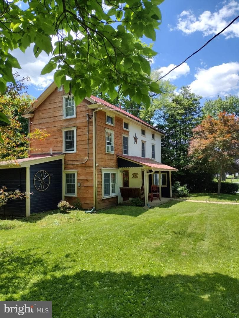 250 Warwick Road photo 1