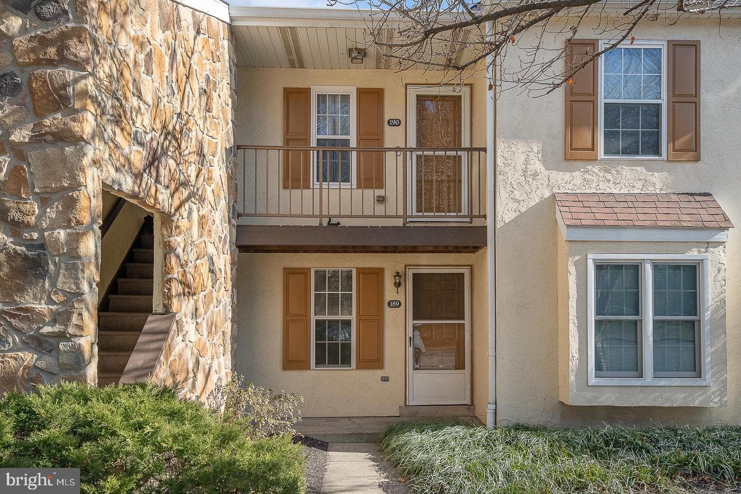 189 Valley Stream Lane photo 1