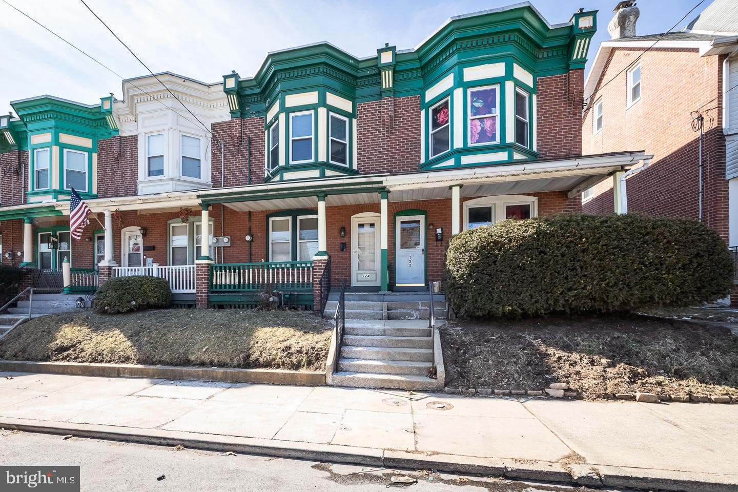 124 Strode Avenue photo 1