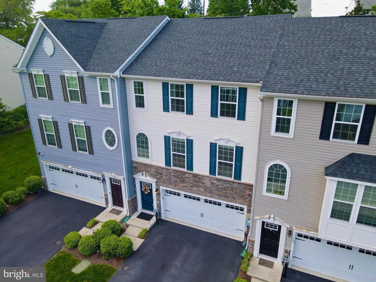 1410 Berry Drive photo 1