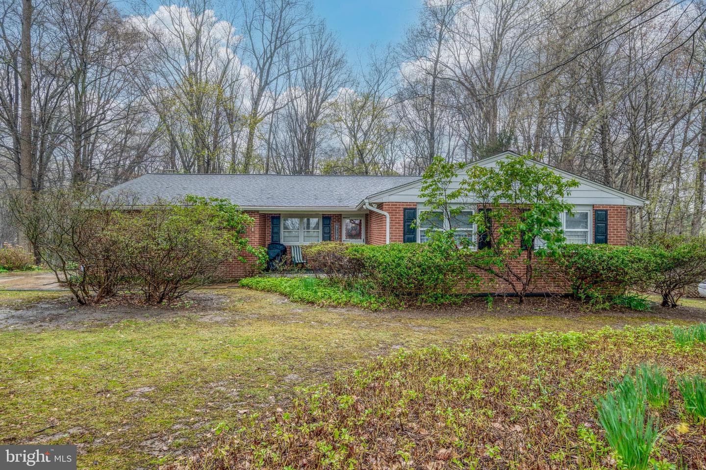 685 Chambers Rock Road photo 1