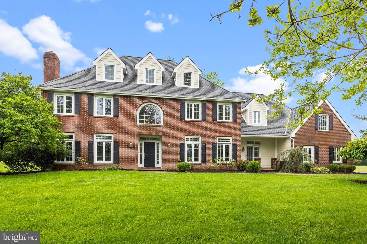 112 Blackshire Road photo 1