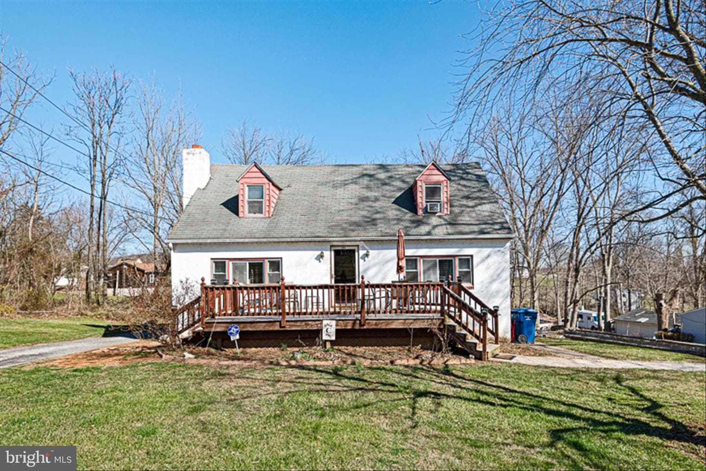 125 Irish Lane photo 1
