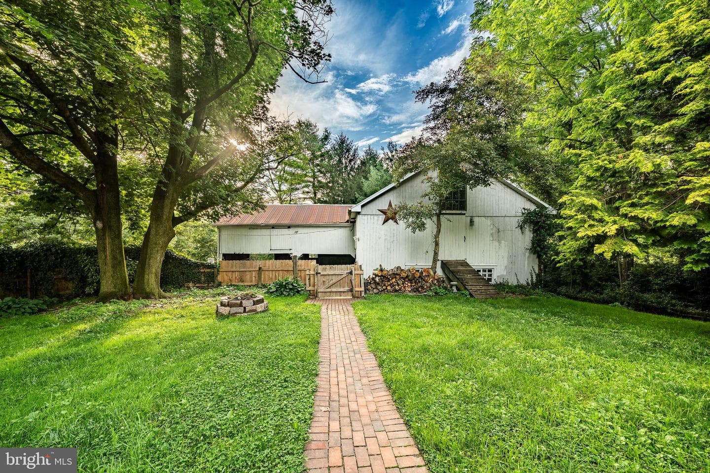 4870 Homeville Road photo 1
