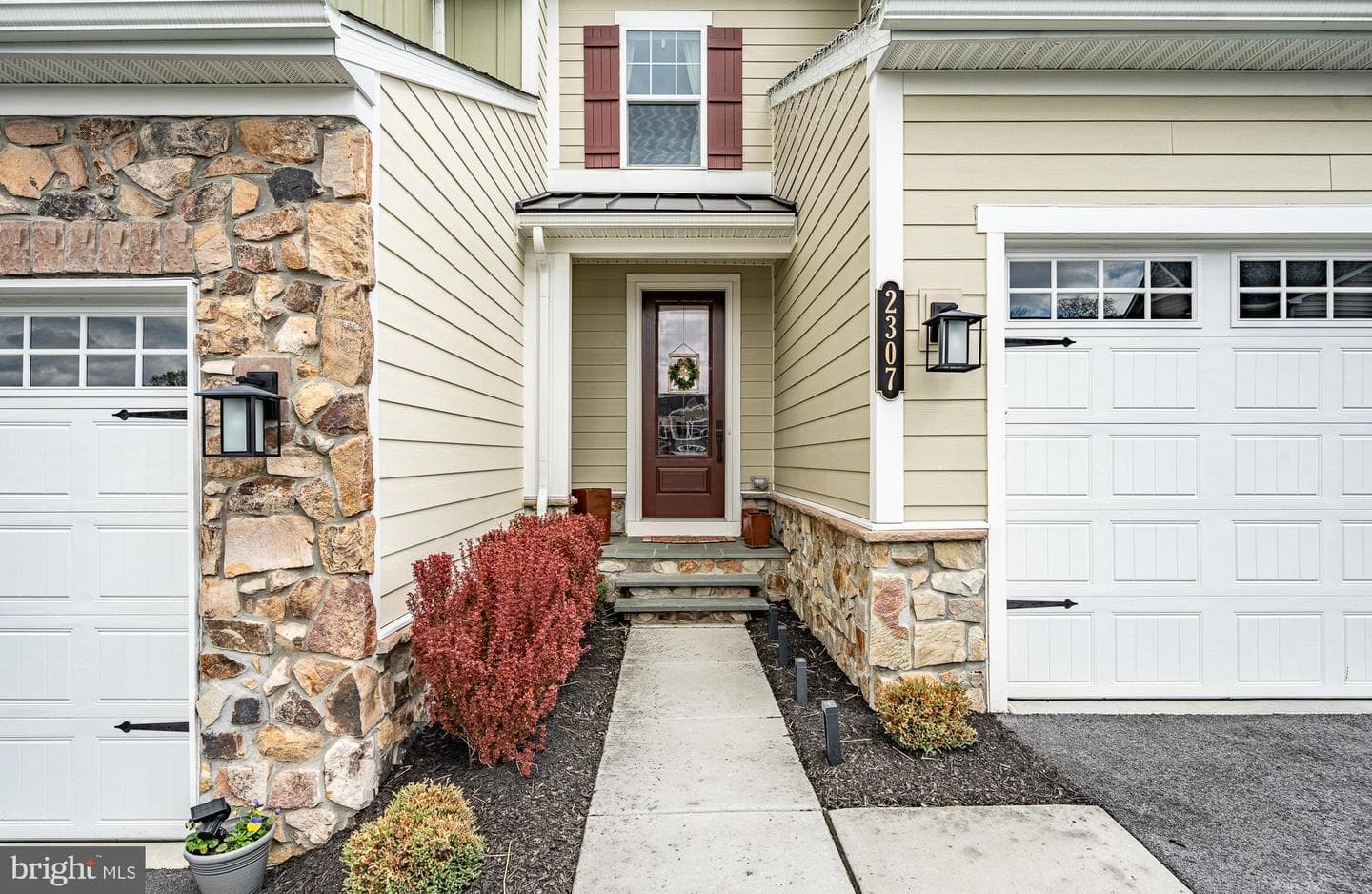 2307 Twain Circle photo 1