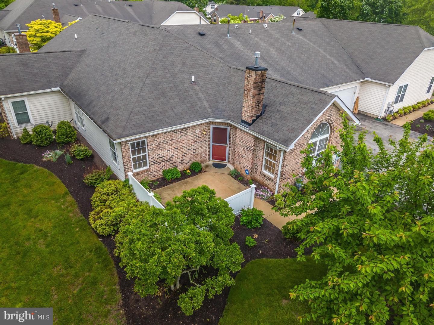 137 Village Way #5c photo 1