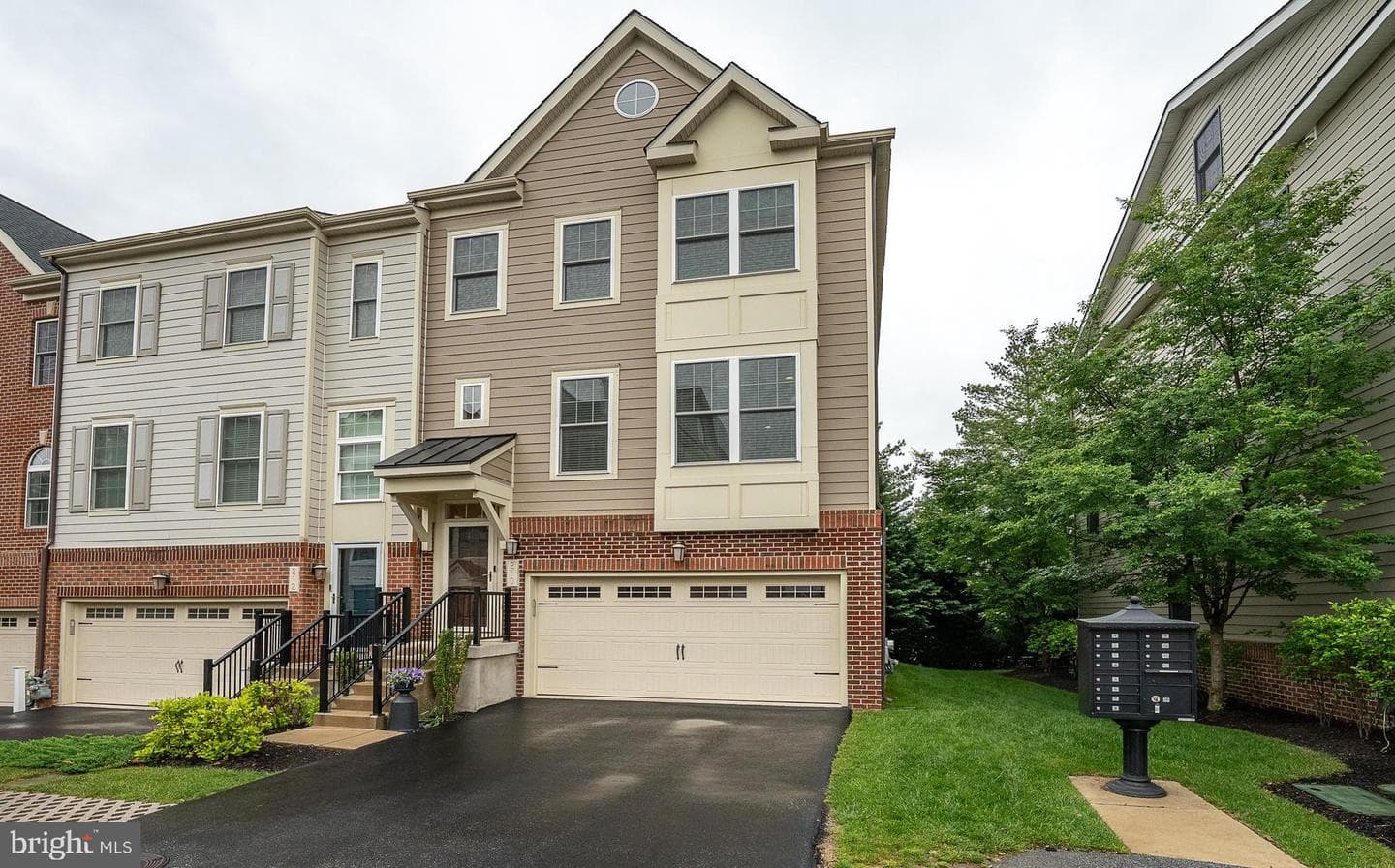 210 Skylar Lane photo 1