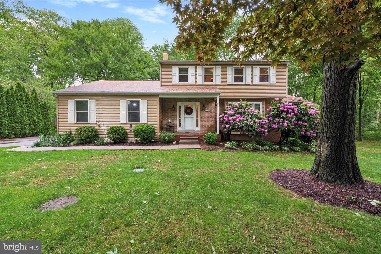 12 Raleigh Drive photo 1