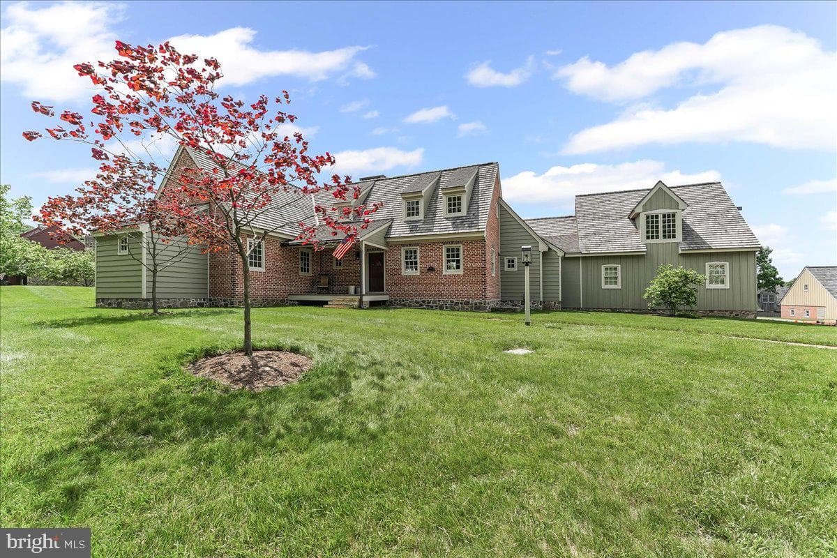 103 Orchard Hill Lane photo 1