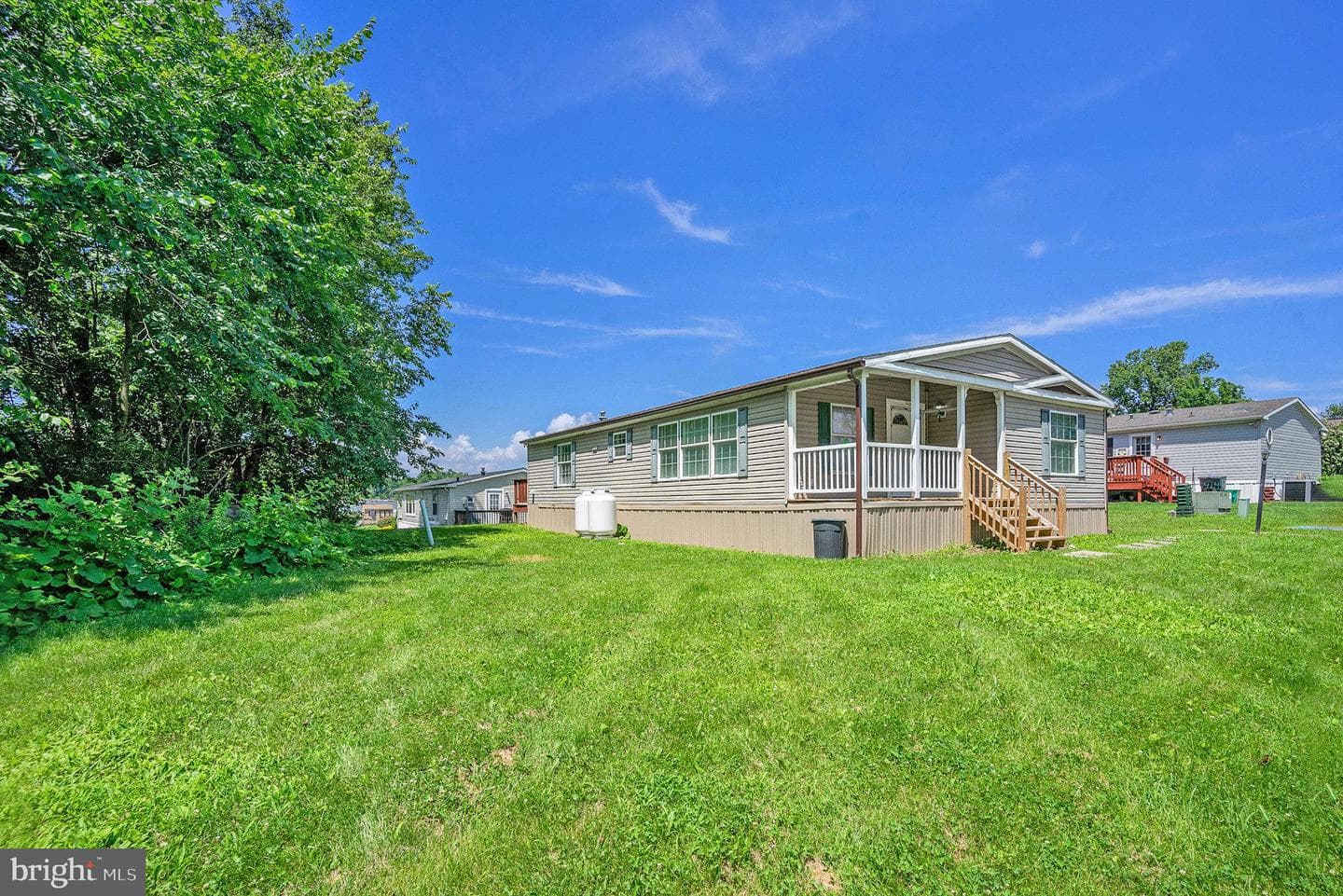 416 Arrowhead Court photo 1