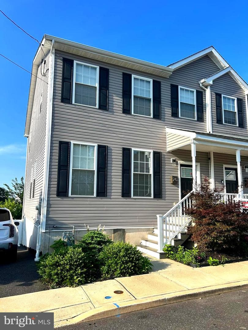 26 Grant Street photo 1