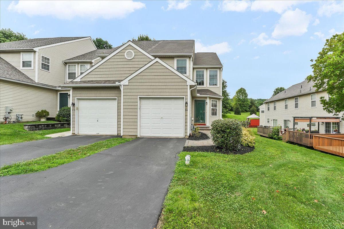 214 Danielle Lane photo 1
