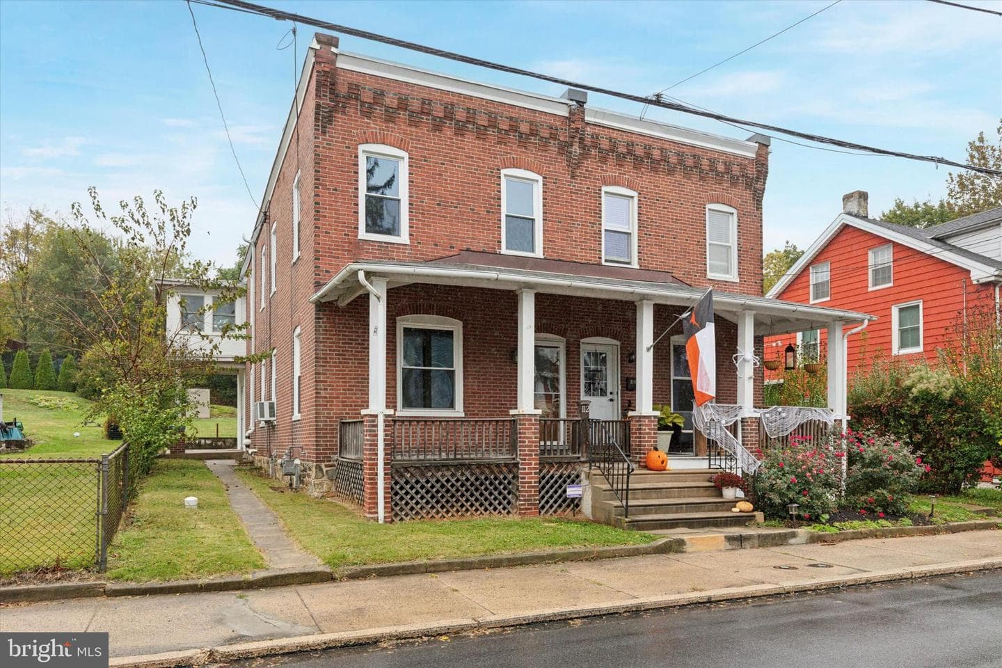 112 Bradford Avenue photo 1