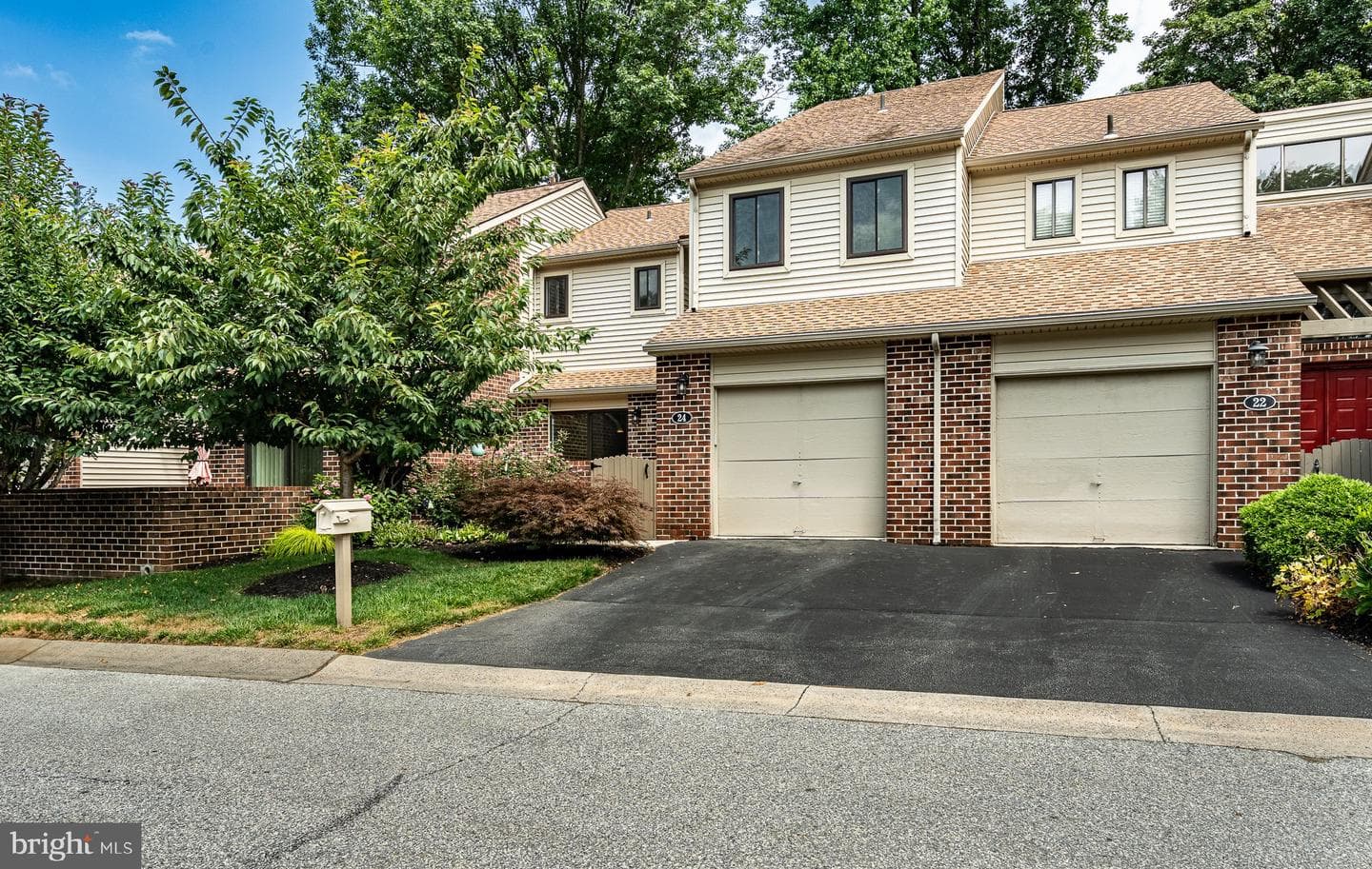 24 Scott Court photo 1