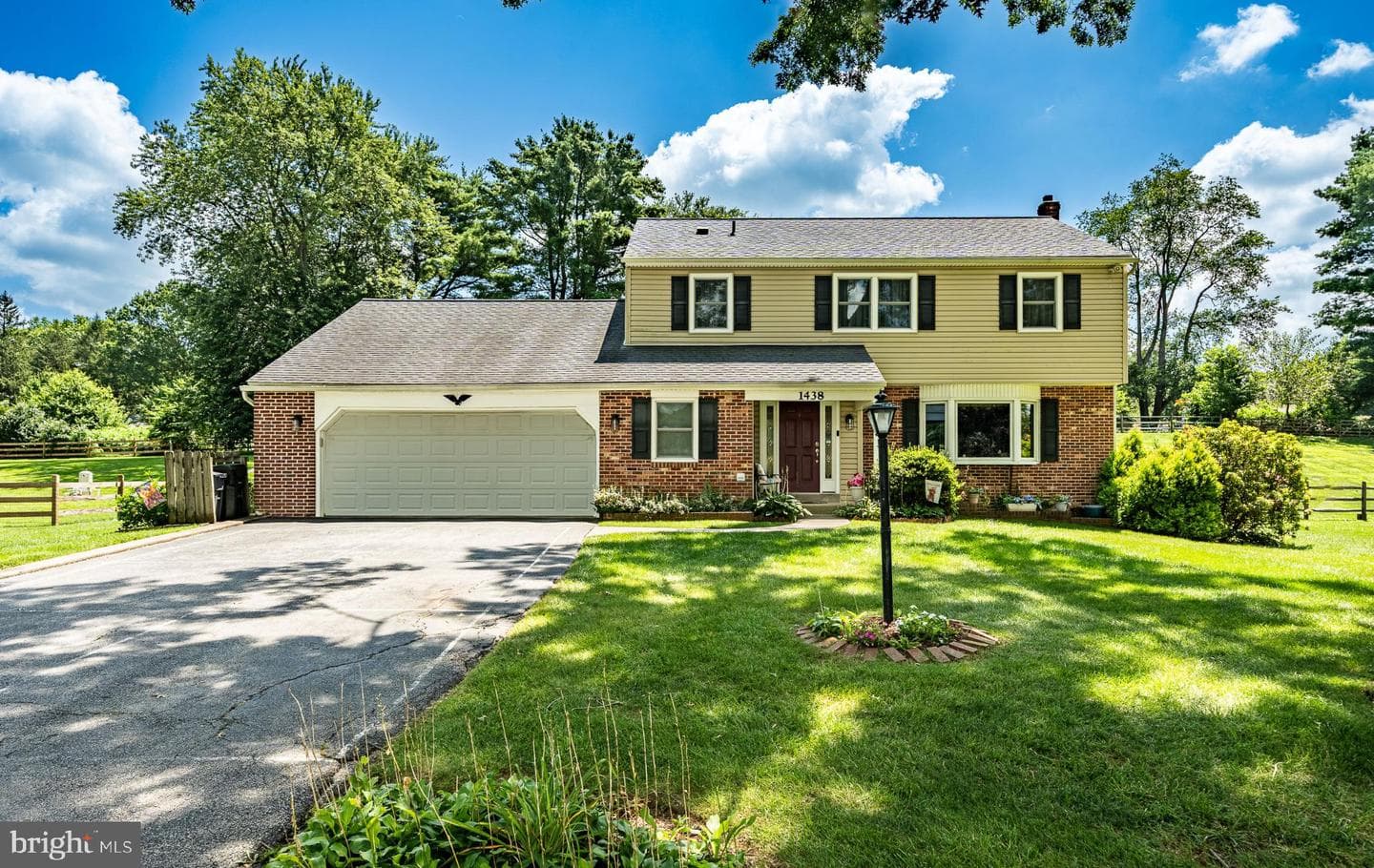 1438 Grand Oak Lane photo 1