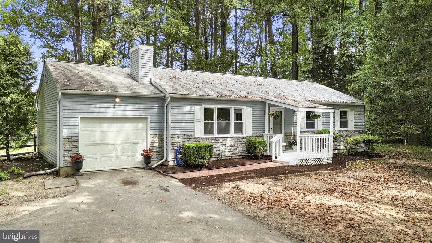 125 Westmoreland Drive photo 1