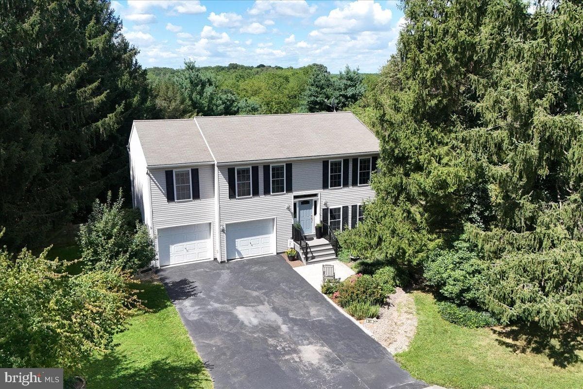 941 Newark Road photo 1