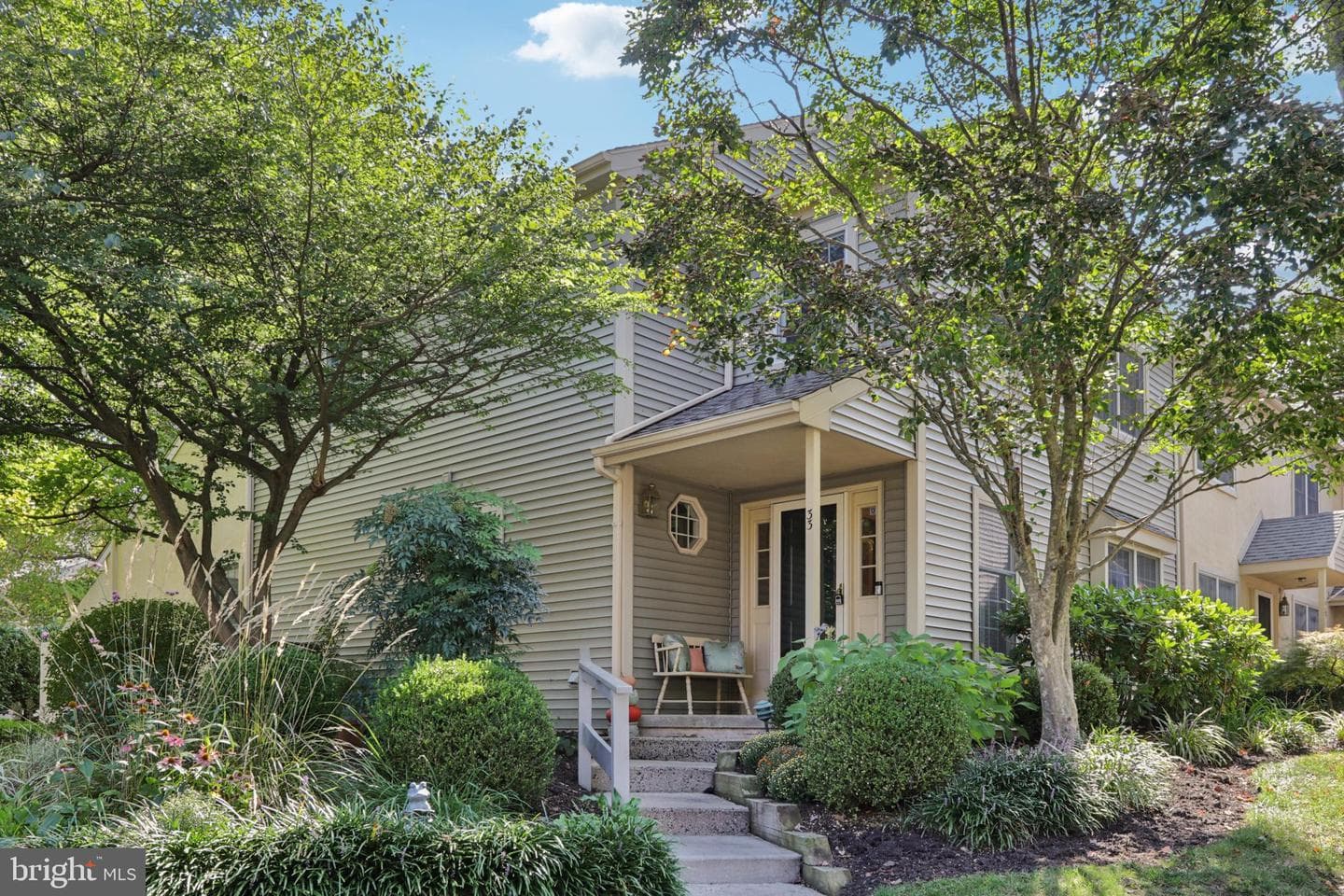 33 Wingstone Lane photo 1