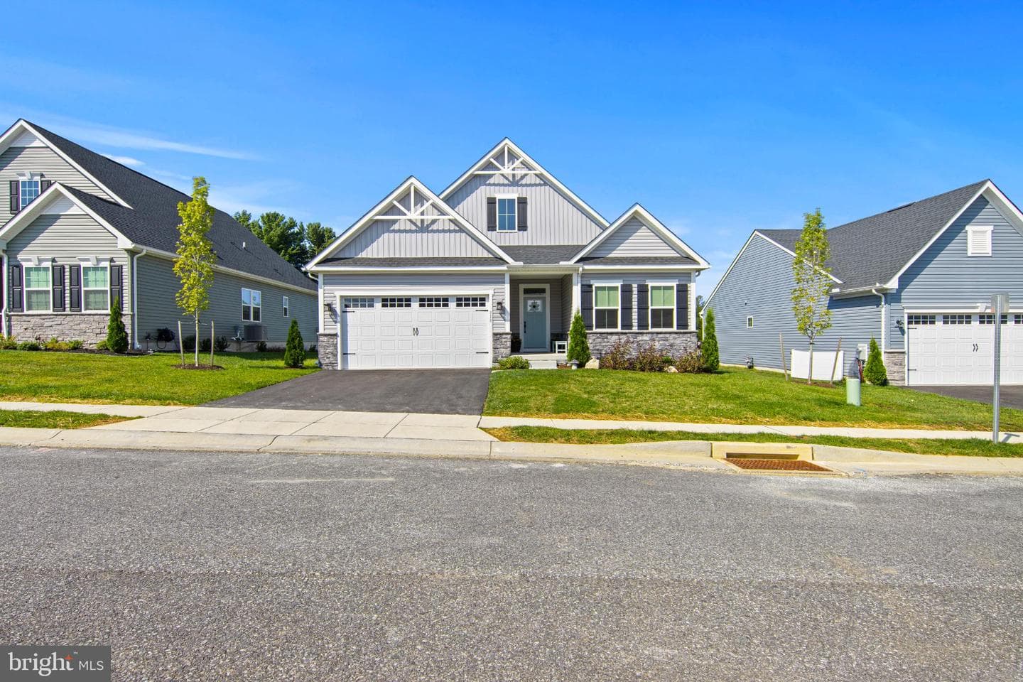 318 Guglielma Springett Drive photo 1