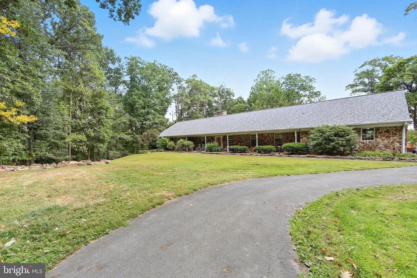 156 Grove Road photo 1