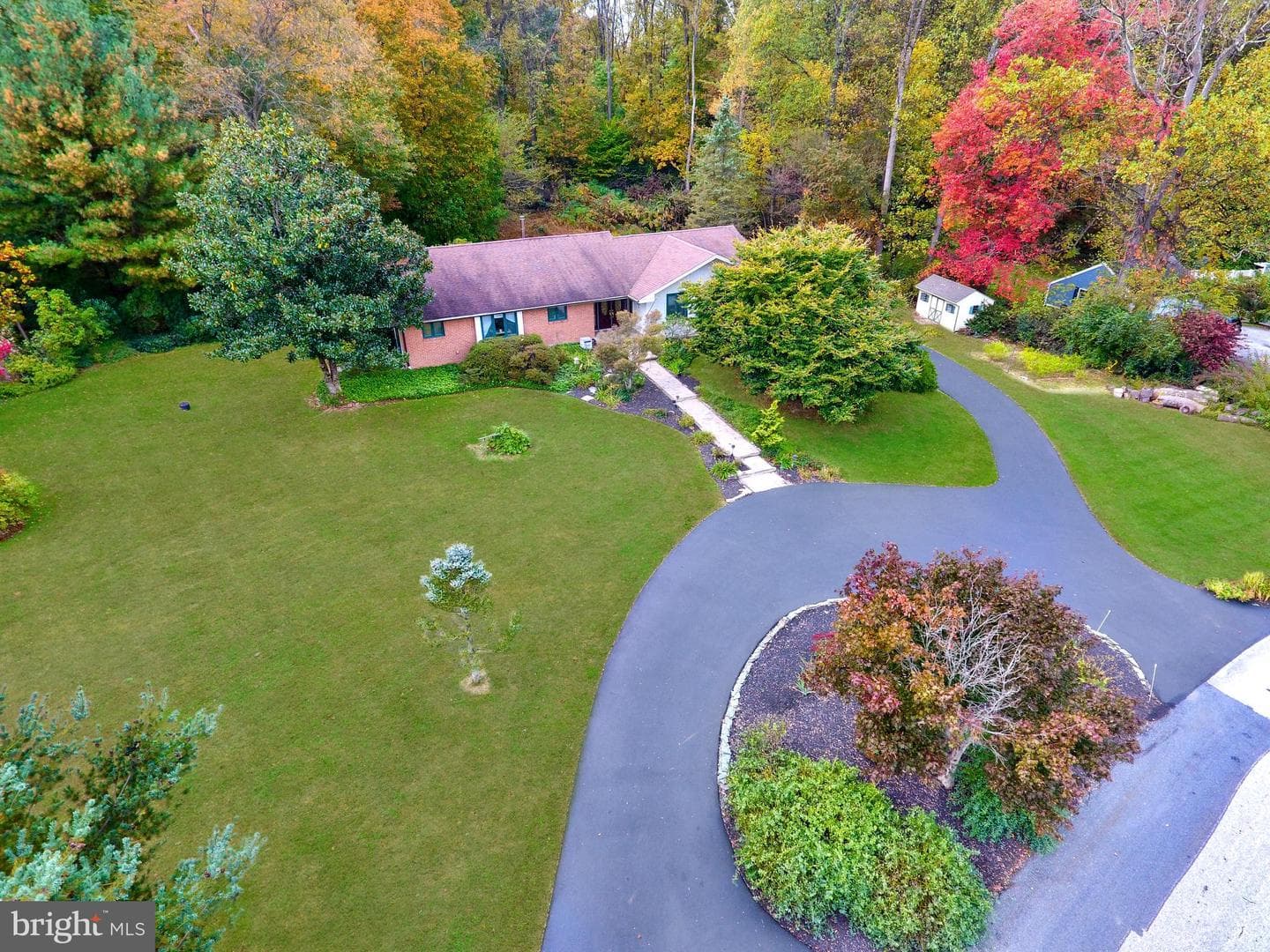 907 Mitchell Farm Lane photo 1