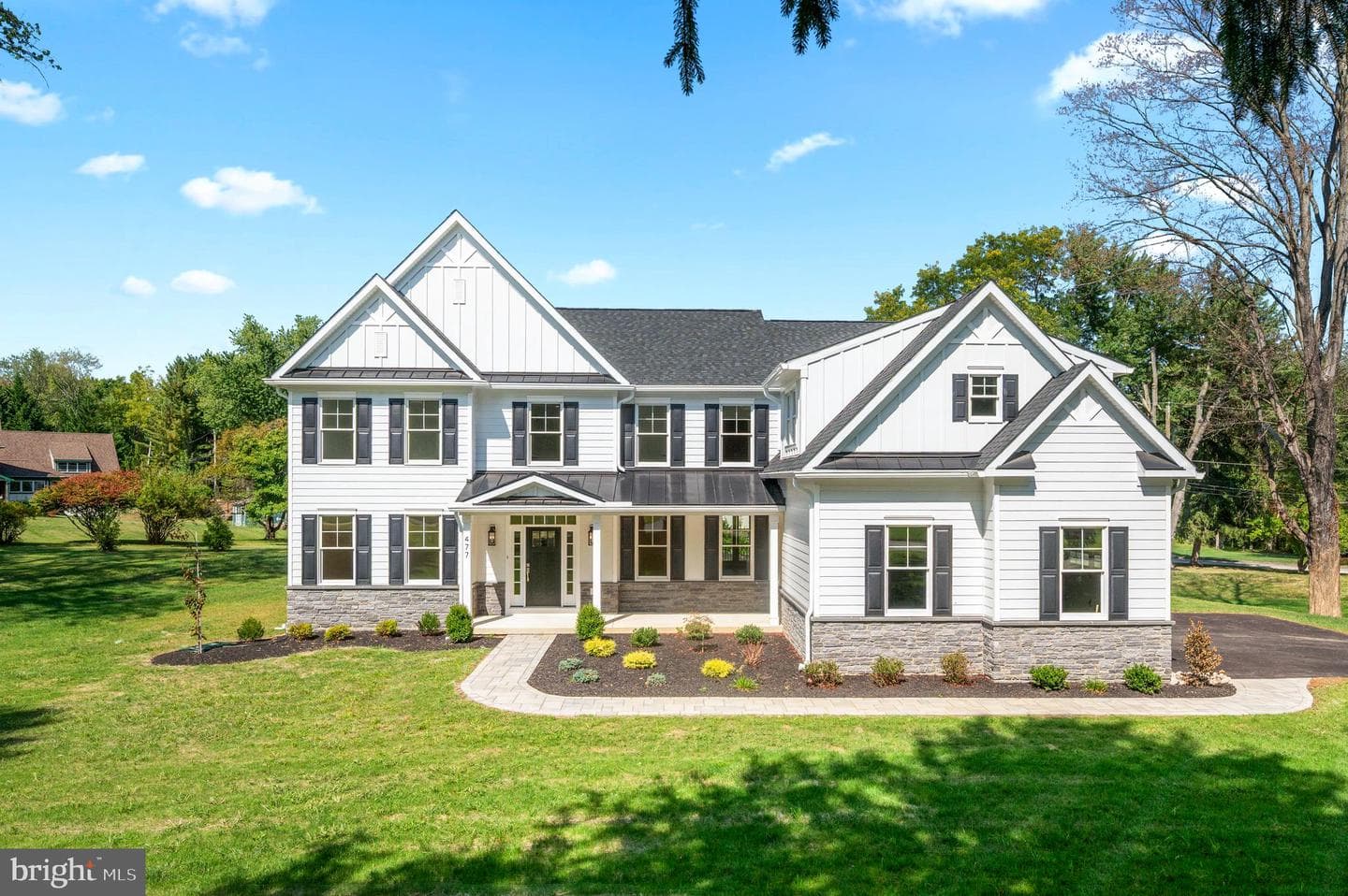 477 Black Swan Lane photo 1