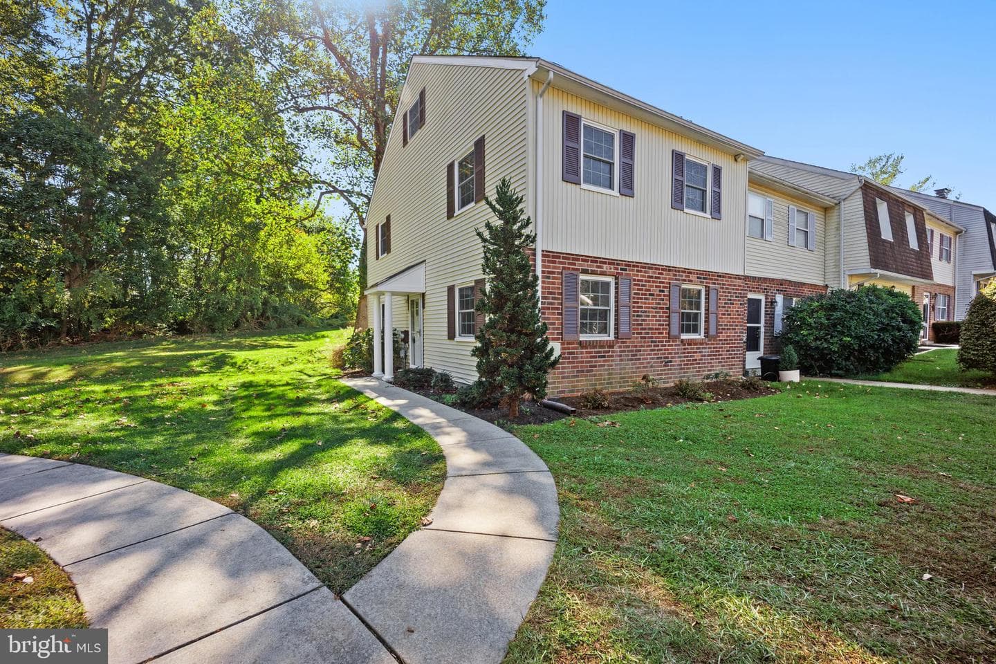 415 E Anglesey Terrace #415 photo 1
