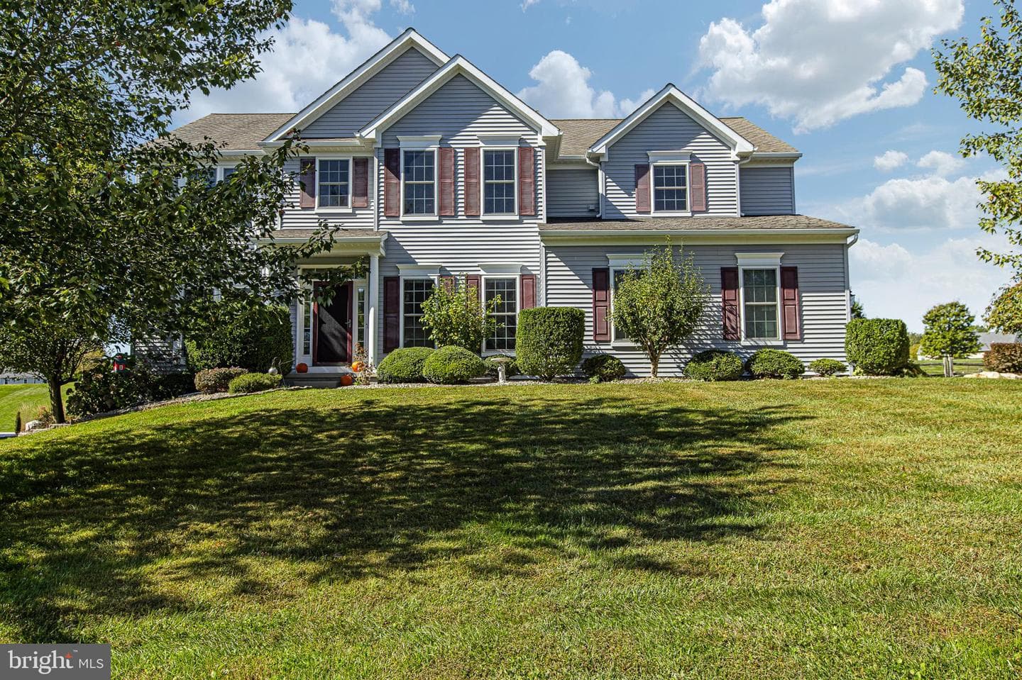 140 Mill House Drive photo 1