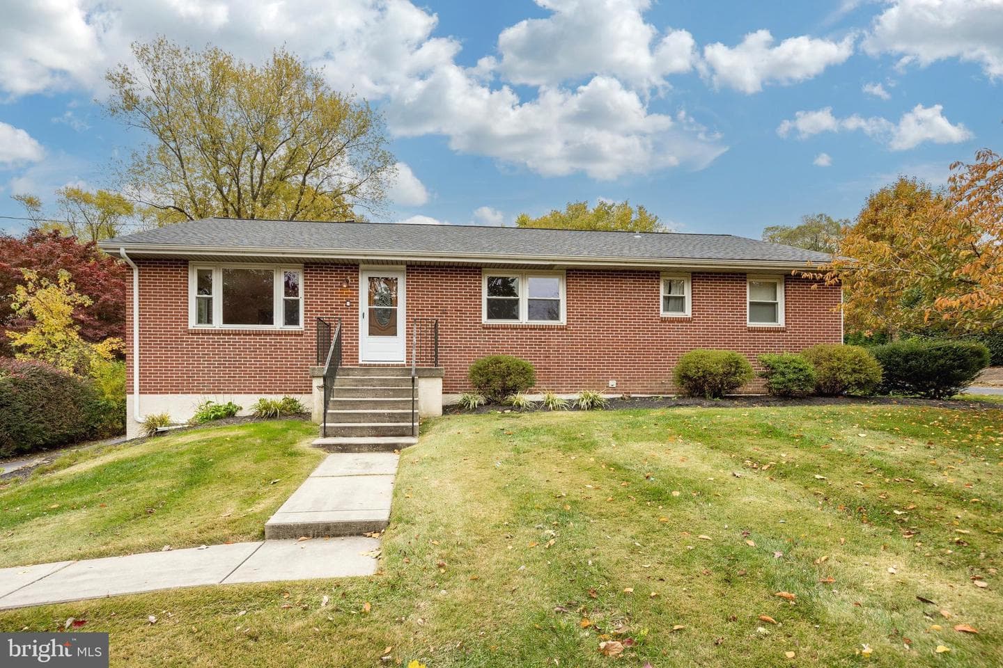 1340 E Strasburg Road photo 1