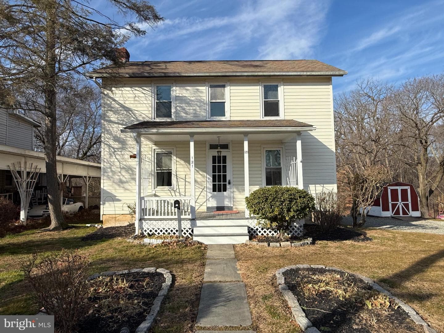 121 E Harmony Road photo 1