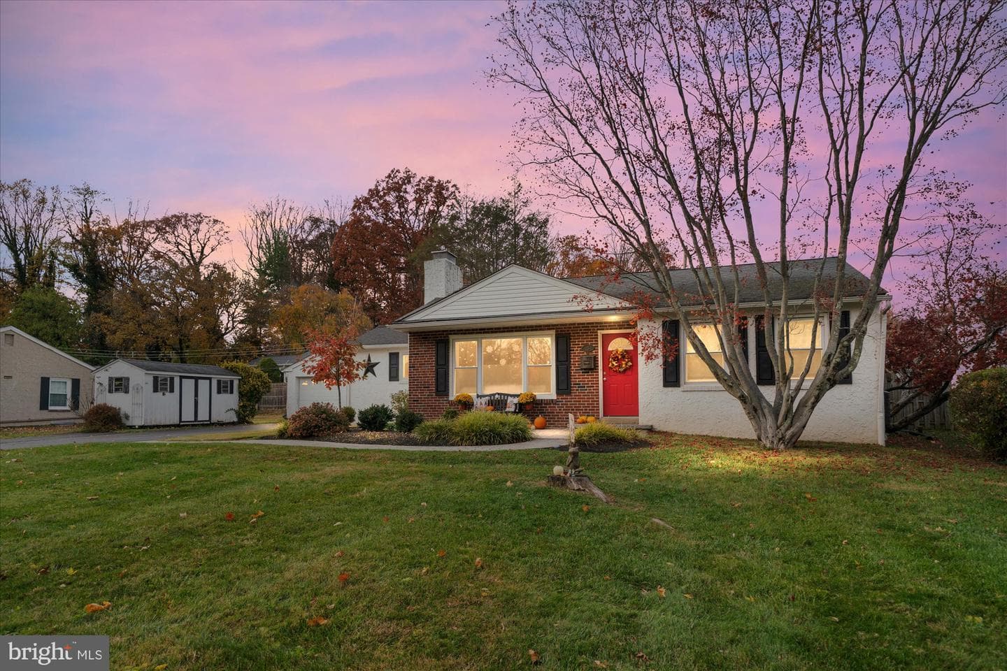 5 Yorktown Avenue photo 1