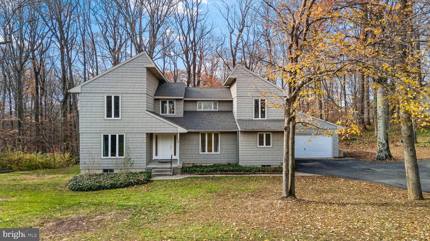 108 Reynard Drive photo 1