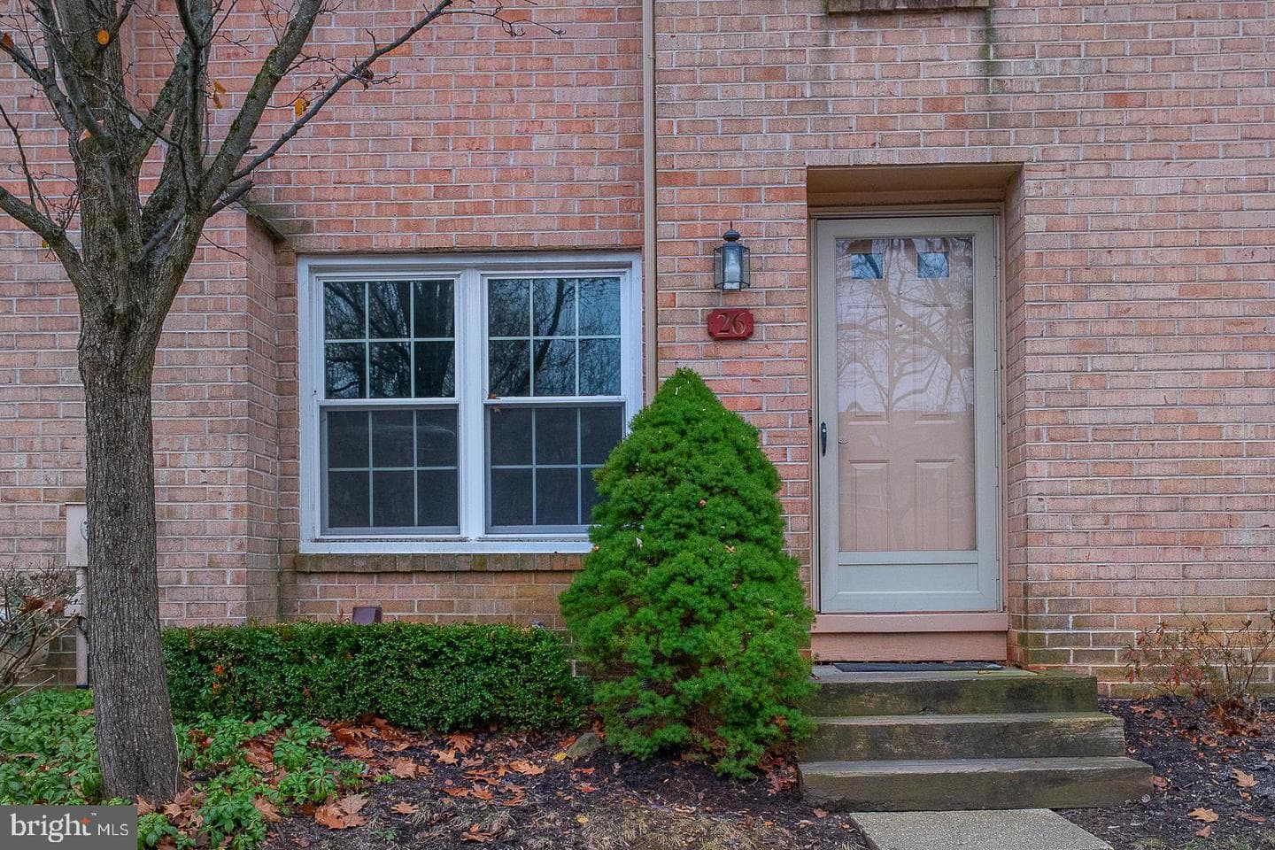 26 Rampart Drive photo 1