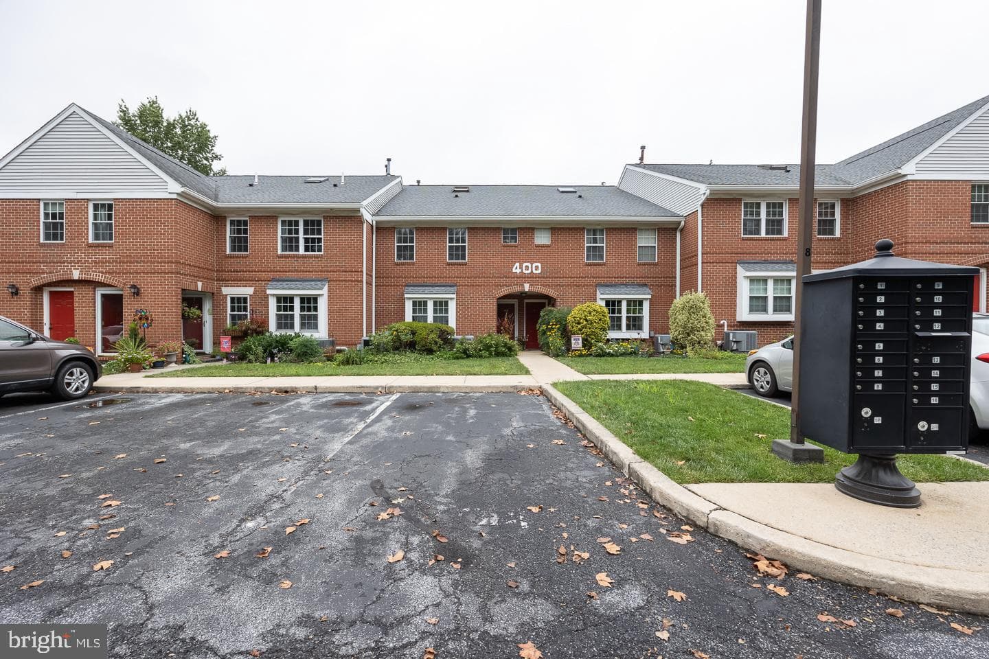 750 E Marshall Street #402 photo 1