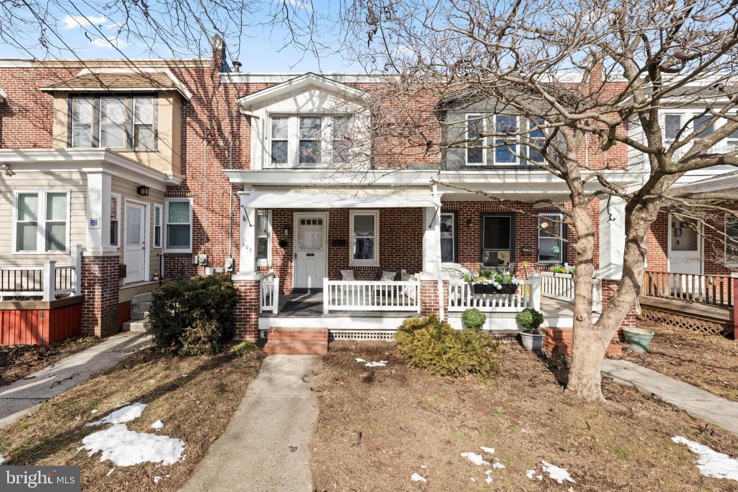 307 4th Avenue photo 1
