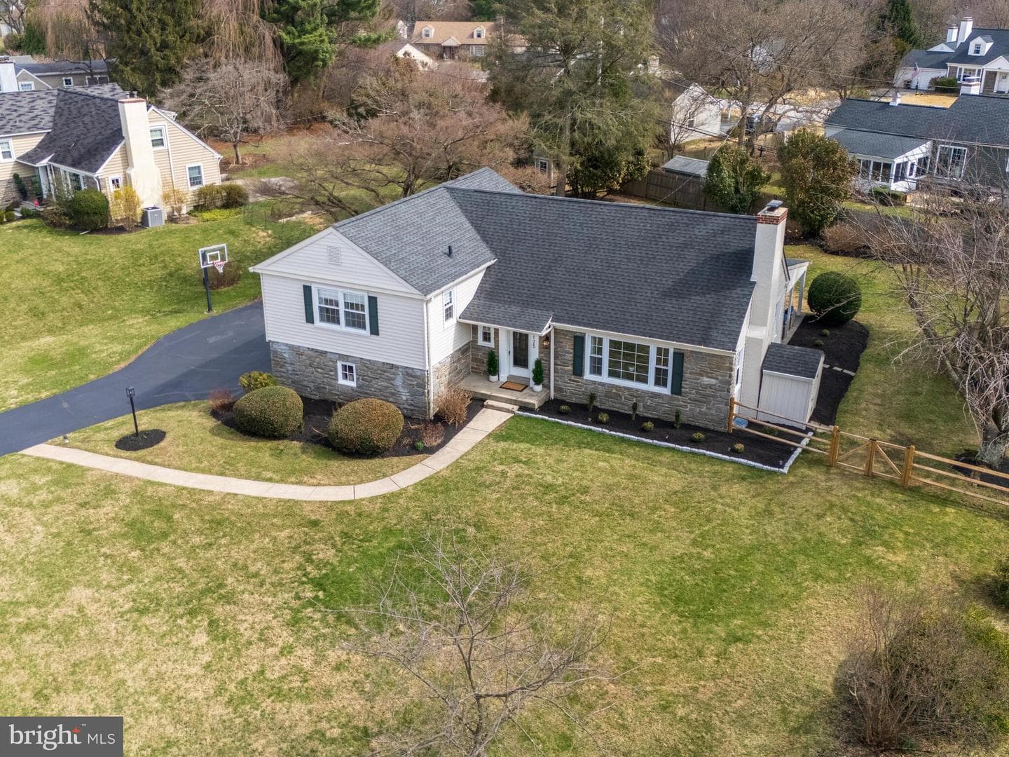 125 Clover Hill Lane