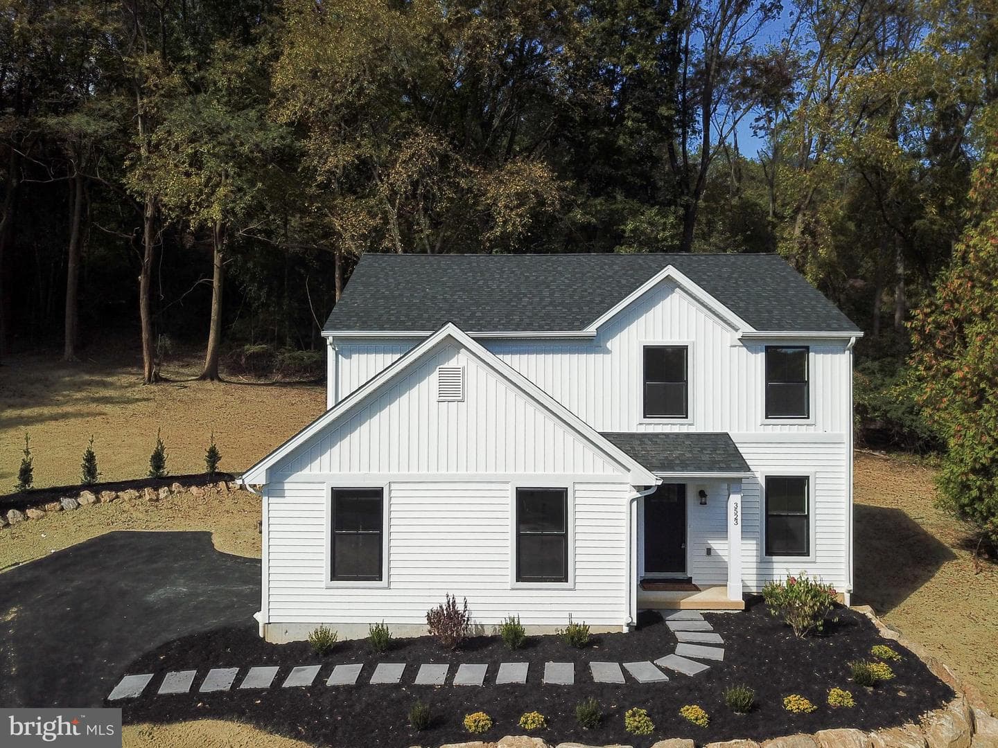 3523 Humpton Road photo 1