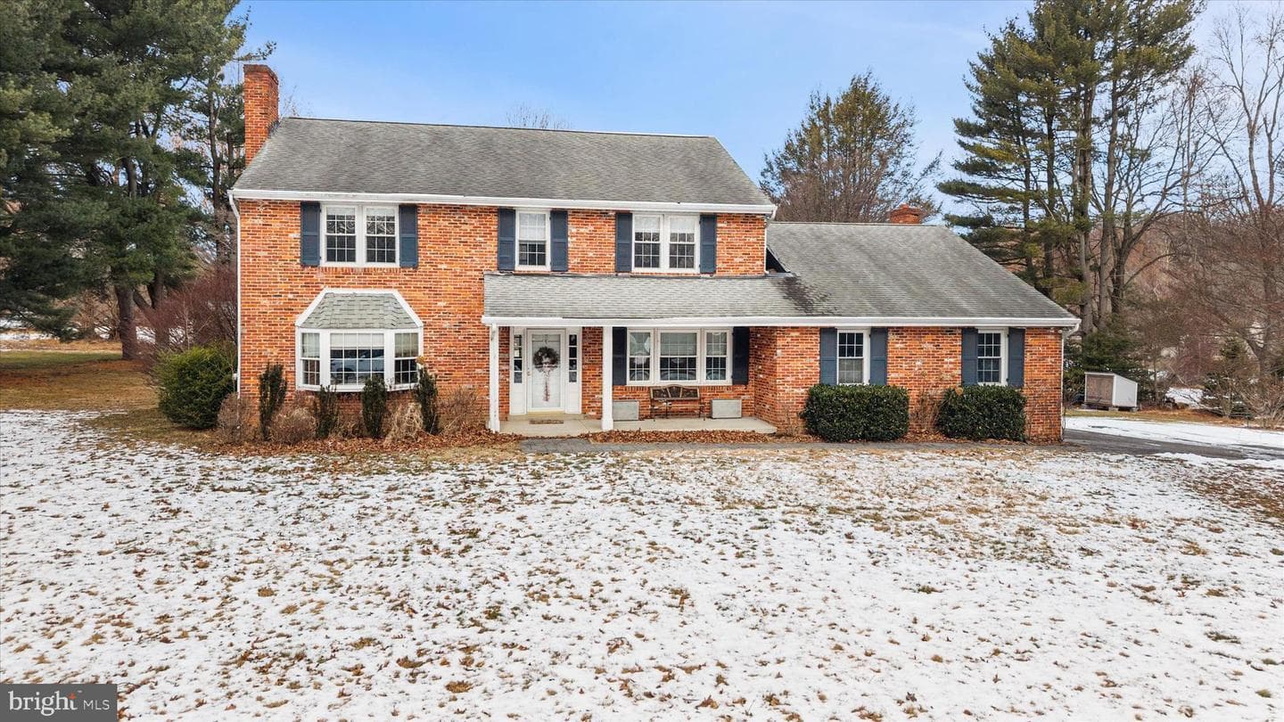 24 Turkey Hollow Road photo 1