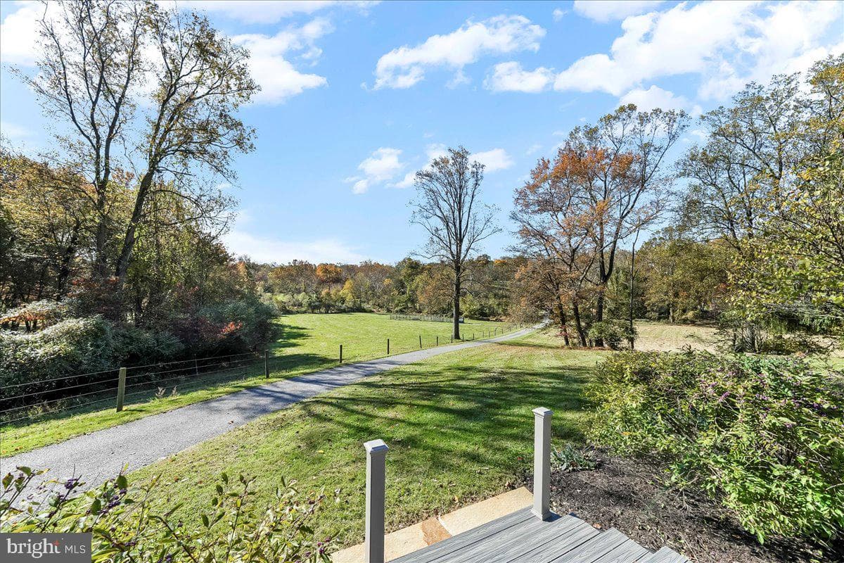 202 Creek Road photo 1