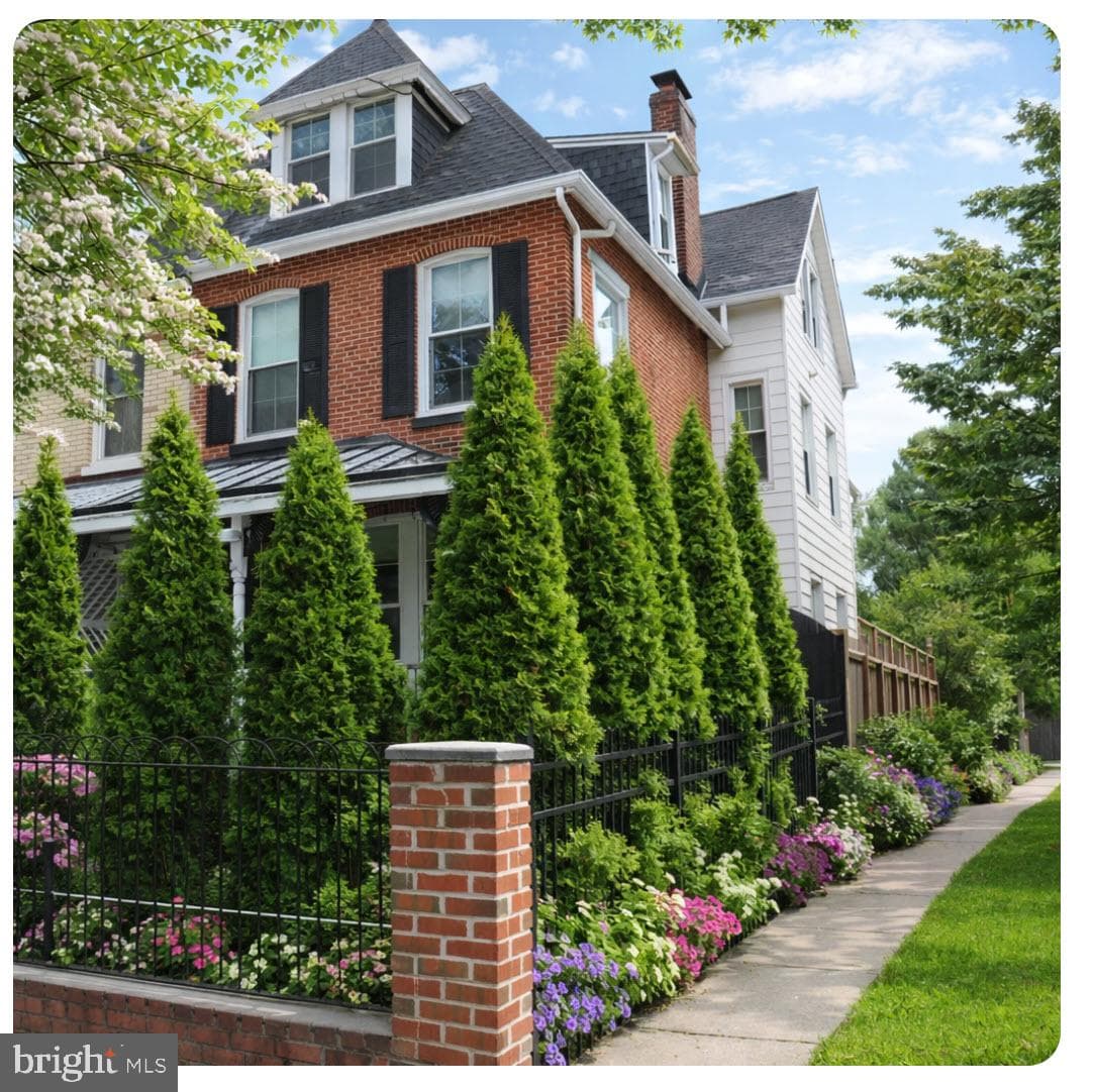 515 S Walnut Street photo 1