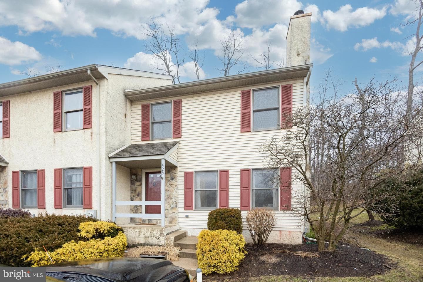 525 Pickering Station Drive photo 1