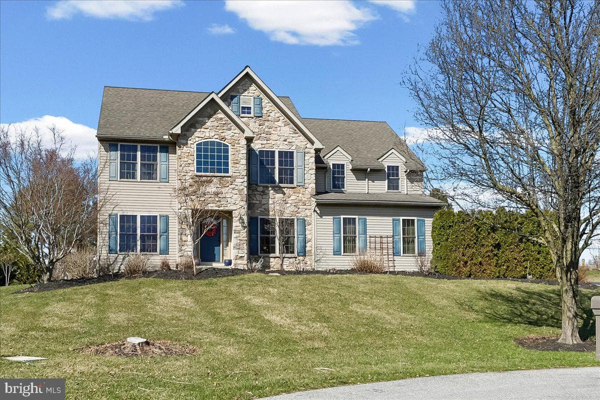 33 Bandon Circle