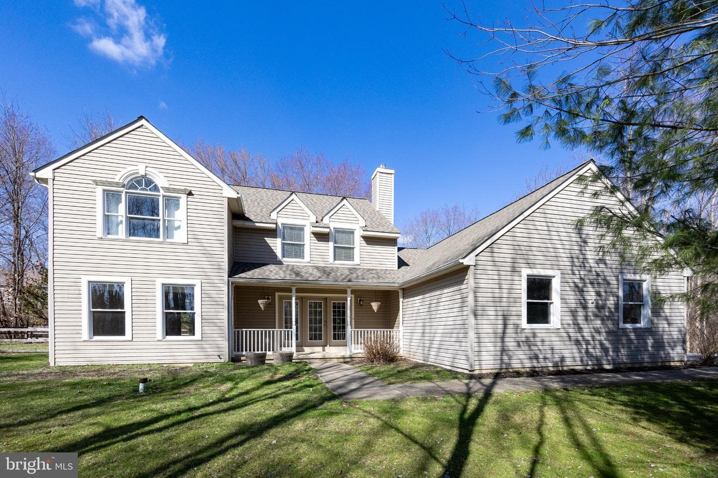 7 Warren Circle photo 1