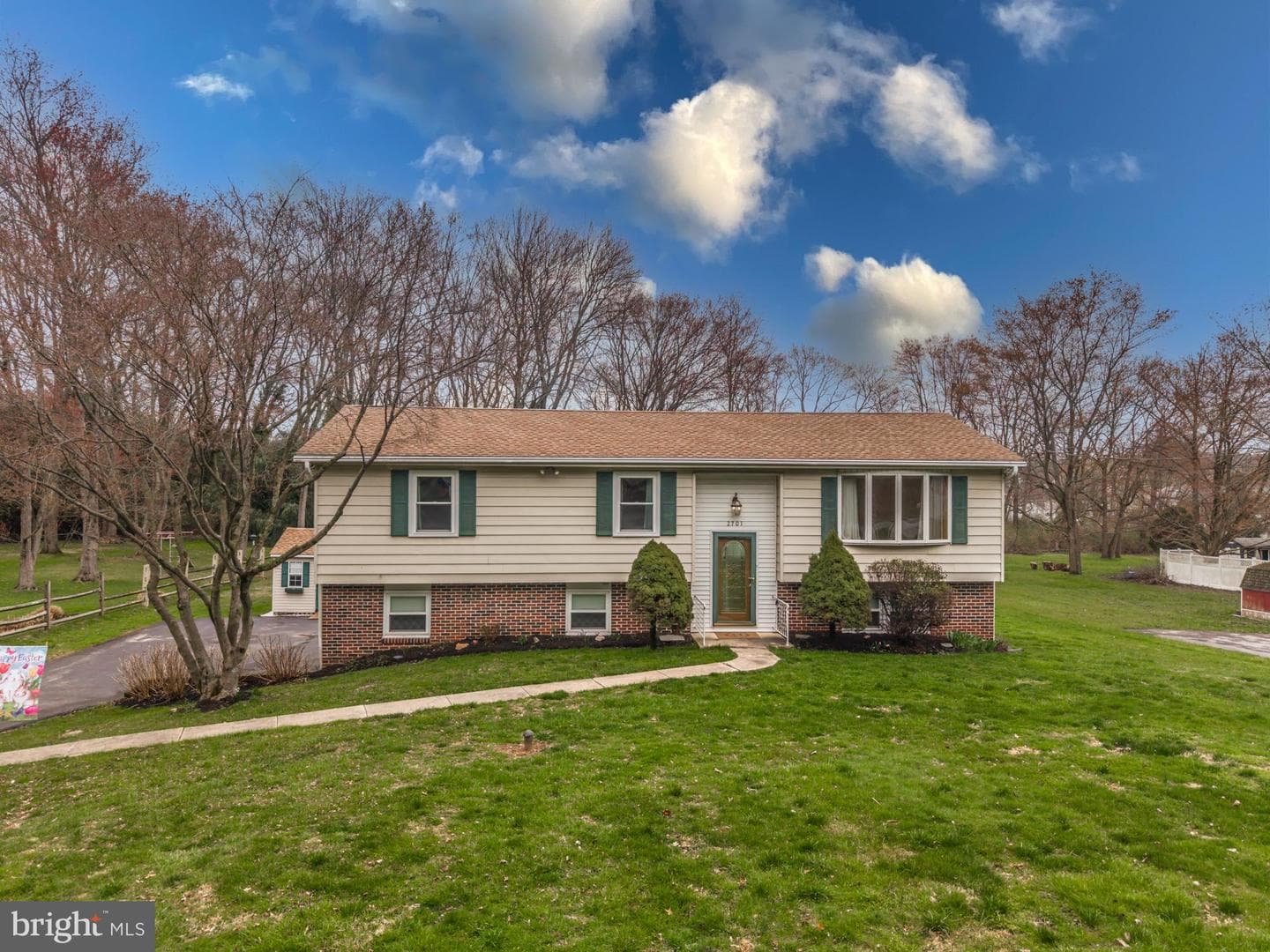 2701 N Barley Sheaf Road