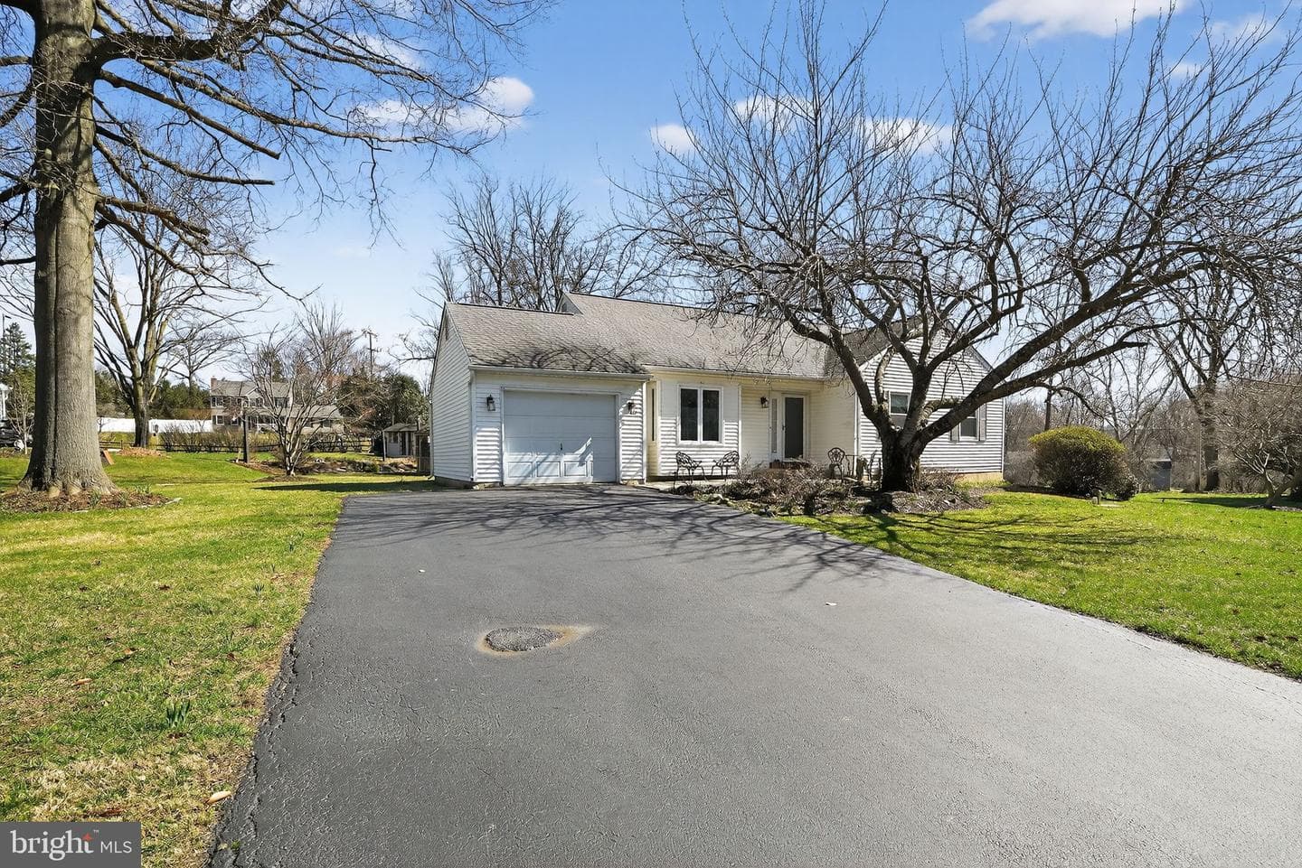 604 Lorient Drive photo 1